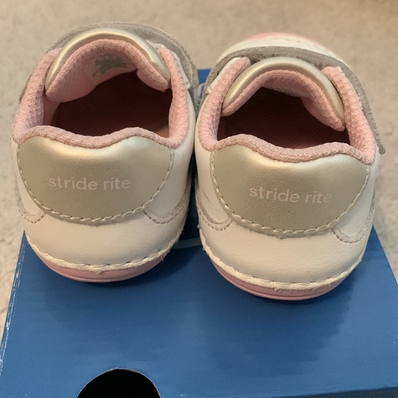 Stride Rite sm adalyn shoes - Picture 4 of 6